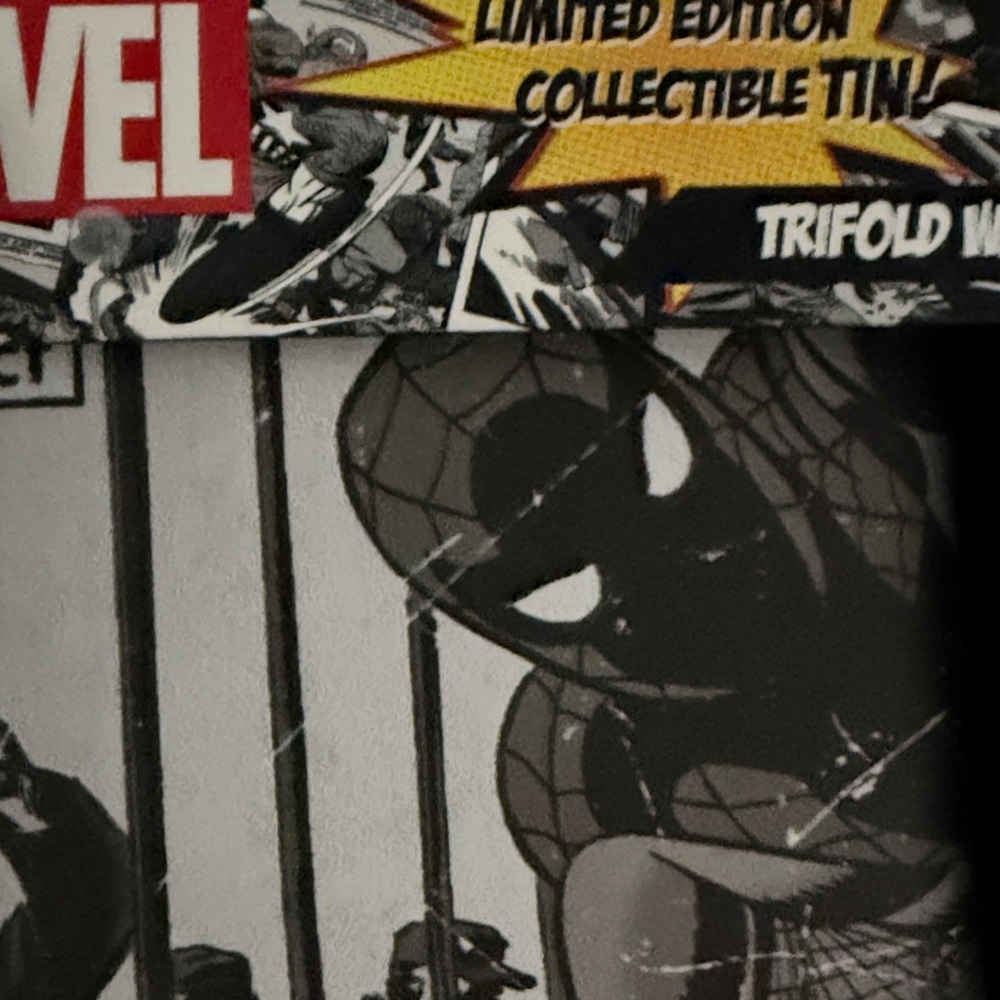 Marvel Black and White Spider-Man Trifold Wallet - Picture 2 of 2